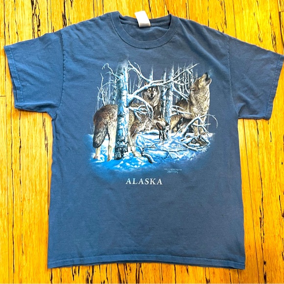 Wolf Alaska Vintage Tee - Picture 1 of 10